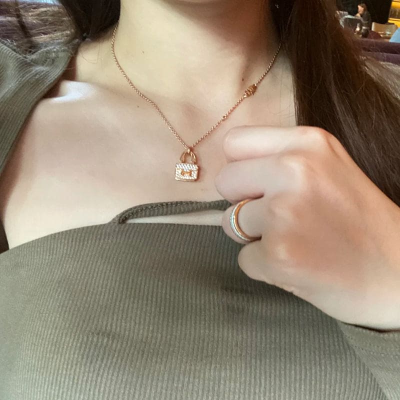 18K Hermes Amulettes Constance Pendant Necklace