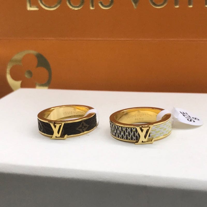 18K Louis Vuitton Leather Set of Two Ring