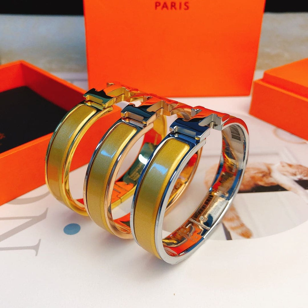 18K Hermes Clic Yellow Bracelet