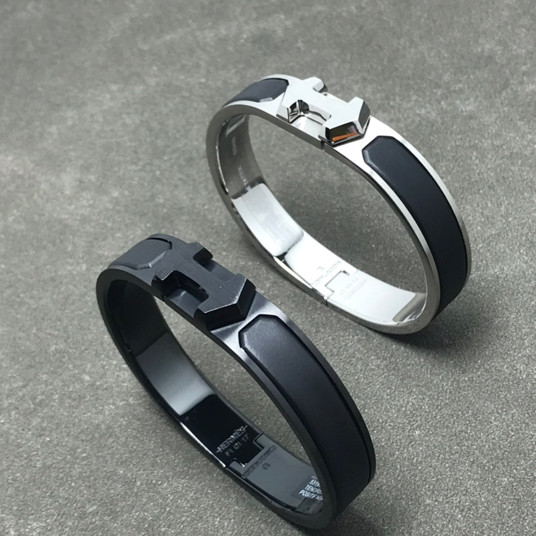 18K Hermes Super Black Bracelet