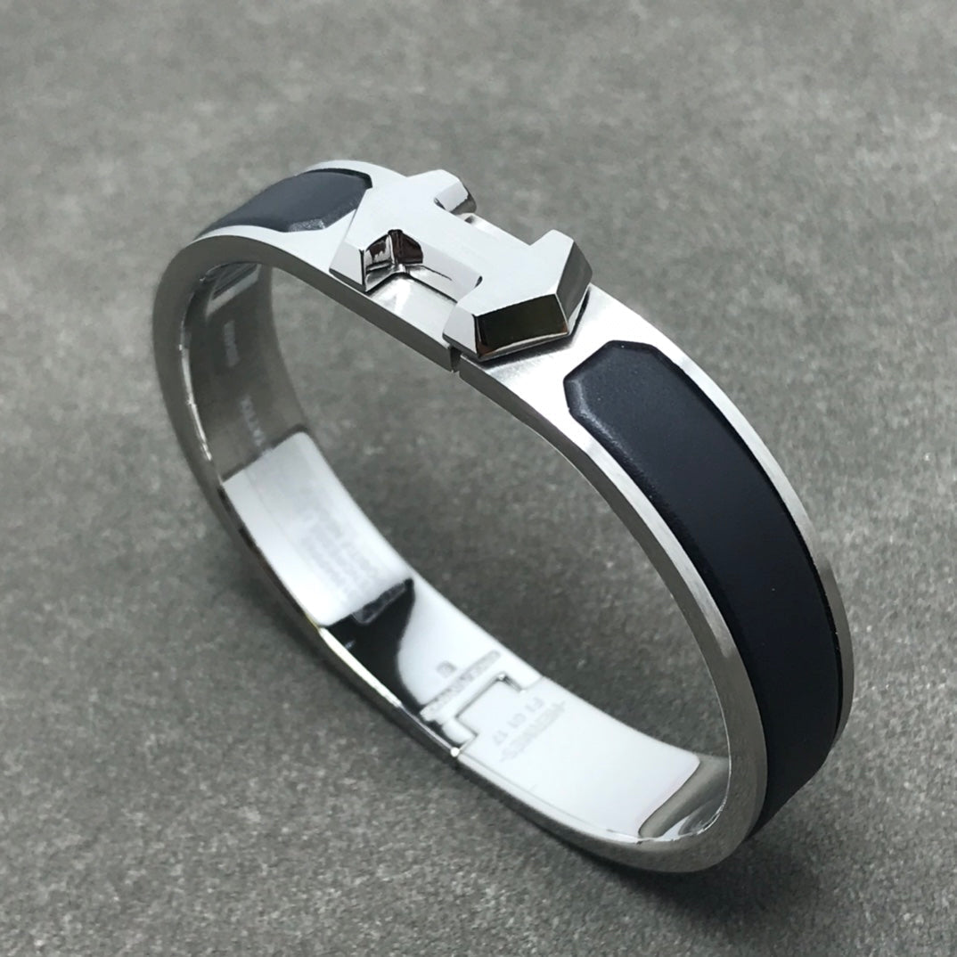 18K Hermes Super Black Bracelet