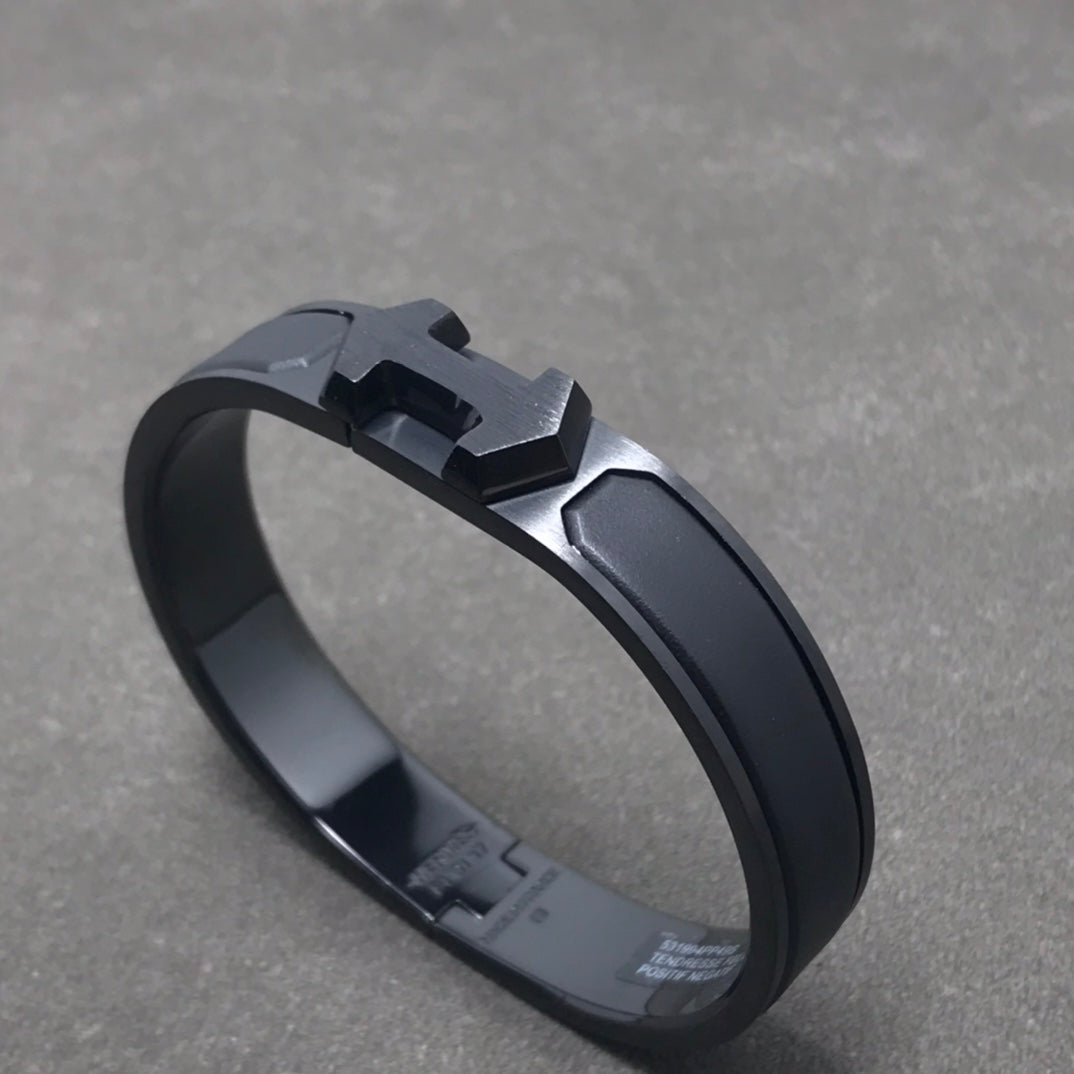18K Hermes Super Black Bracelet