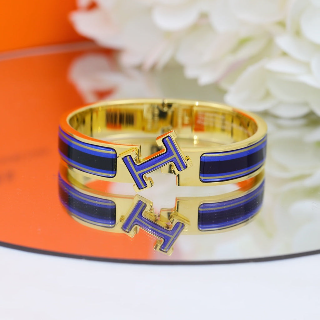 18K Hermes Clic Purple Bracelet