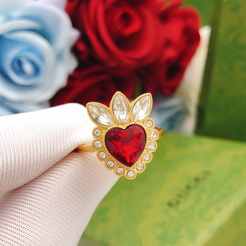18K Gucci Double Crystal Heart Ring