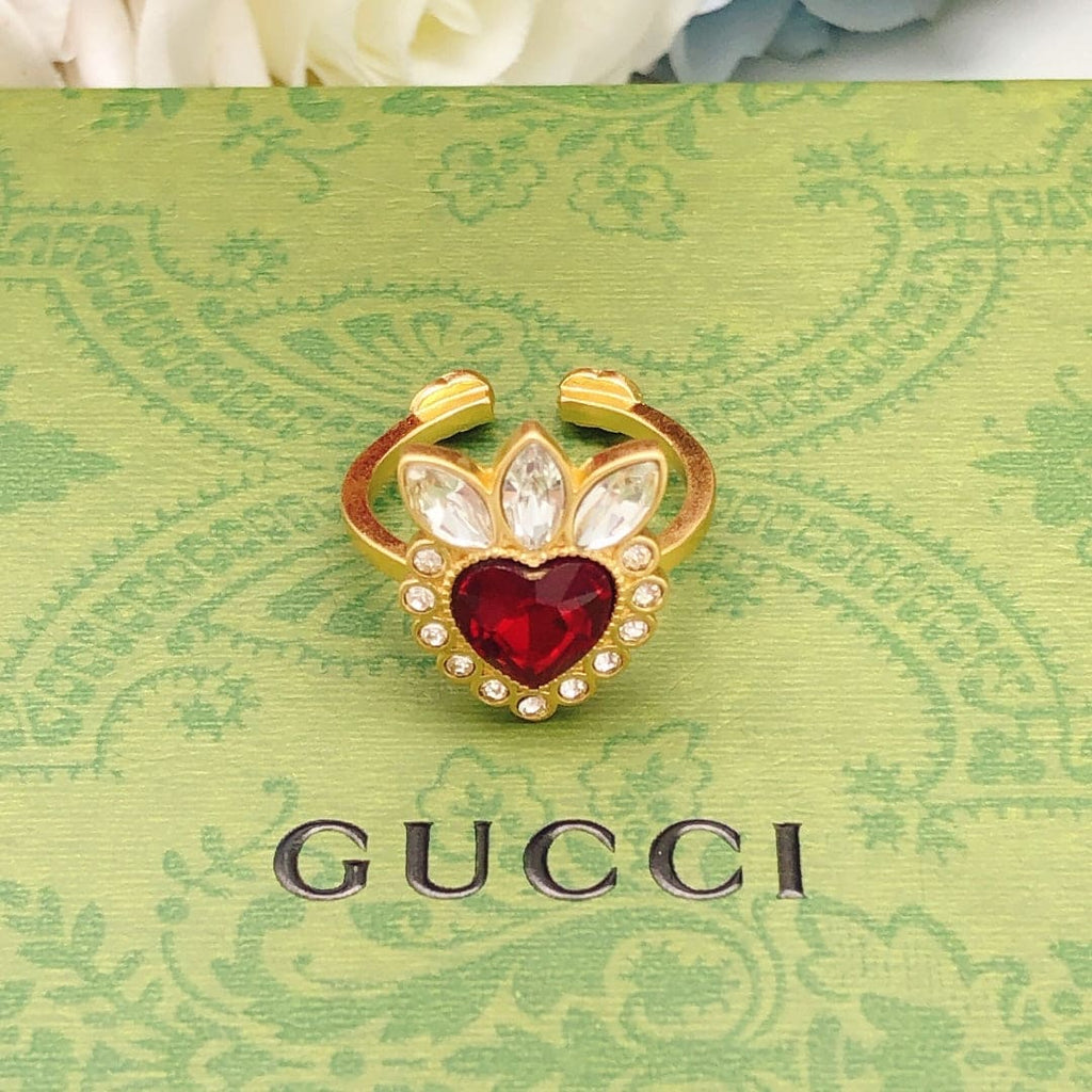 18K Gucci Double Crystal Heart Ring