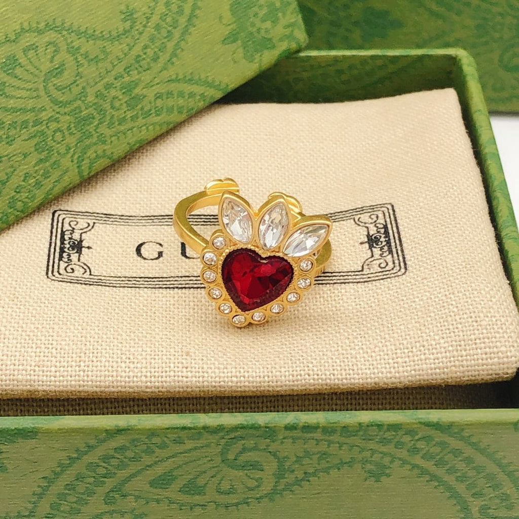 18K Gucci Double Crystal Heart Ring