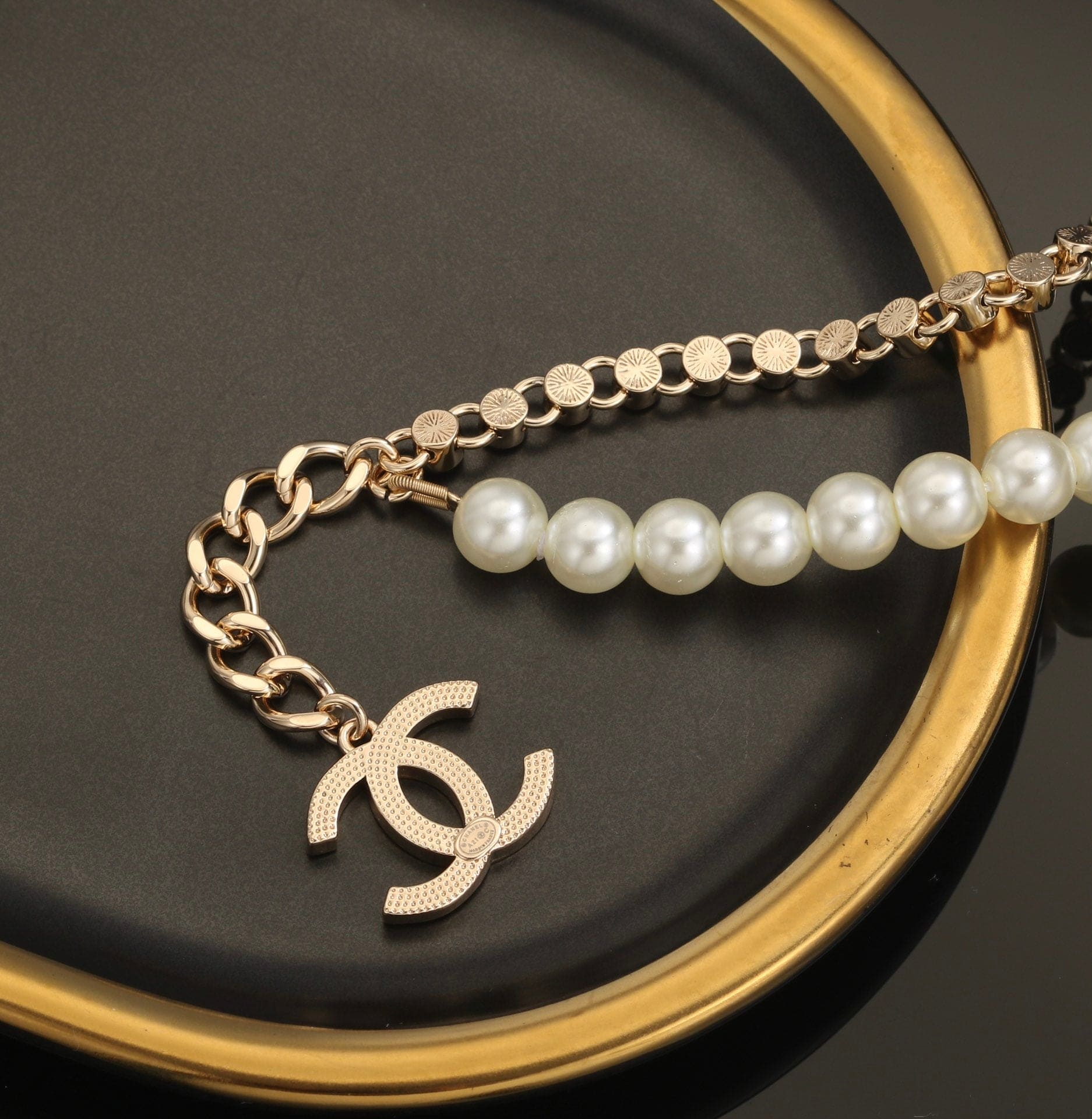 18K Chanel Pearls Chain Bracelet