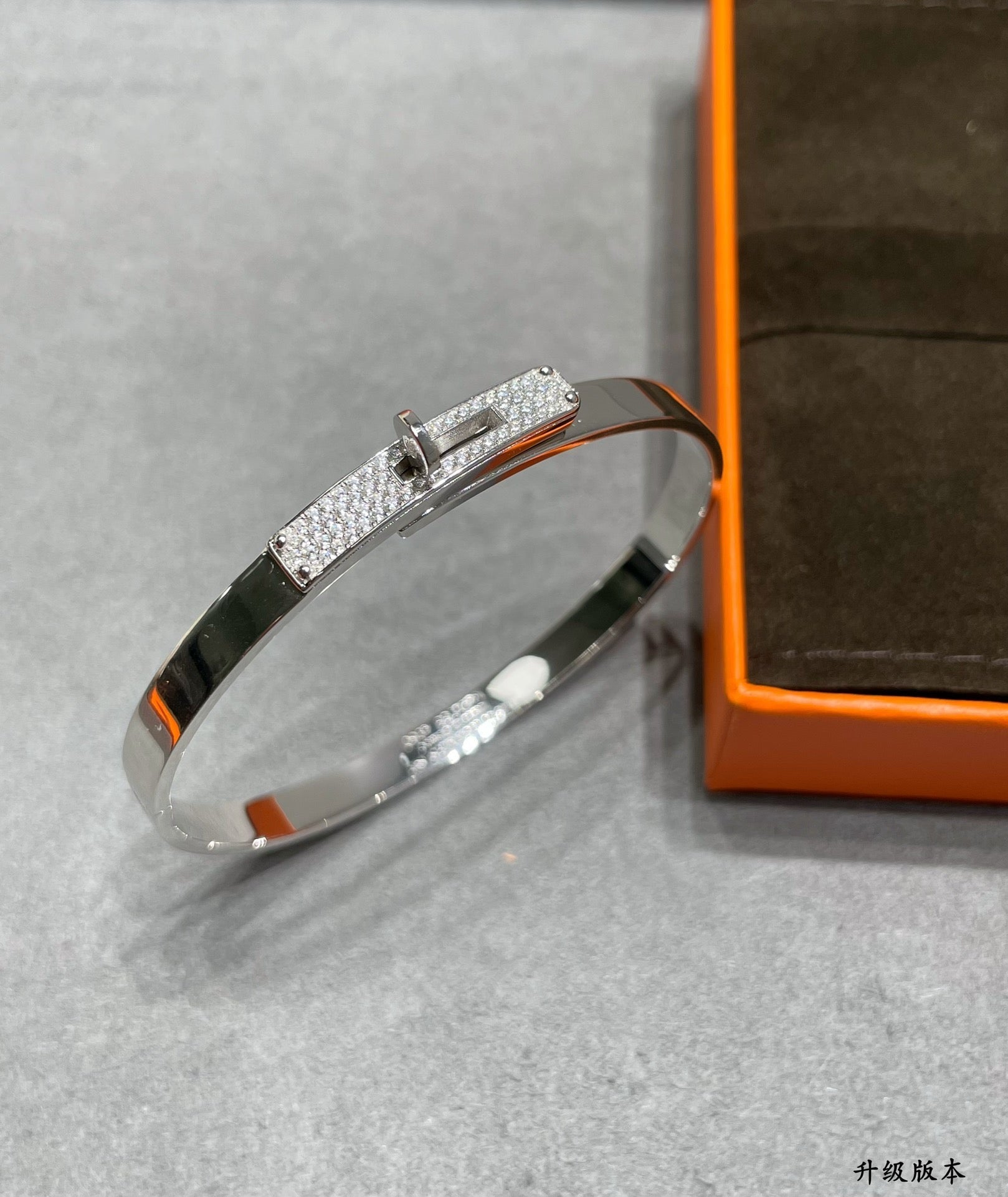18K Hermes Kelly Small Model Diamond Bracelet