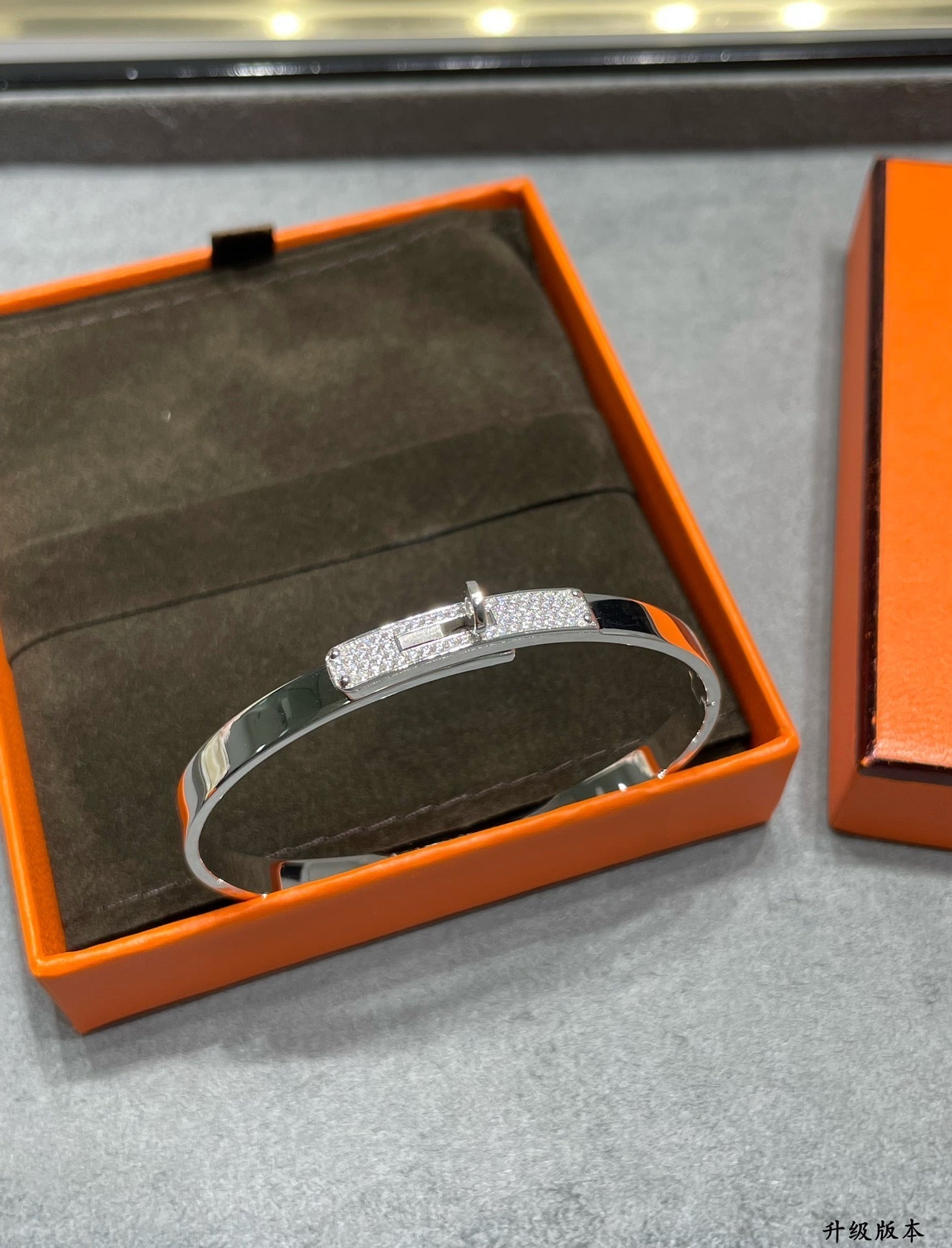 18K Hermes Kelly Small Model Diamond Bracelet