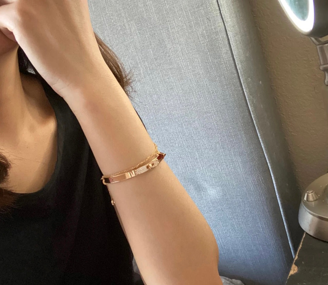 18K Hermes Kelly Small Model Diamond Bracelet