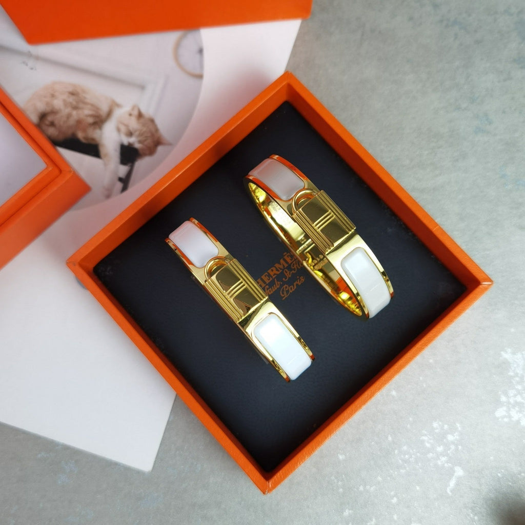 18K Hermes Clic Cadenas Light Brown Bracelet