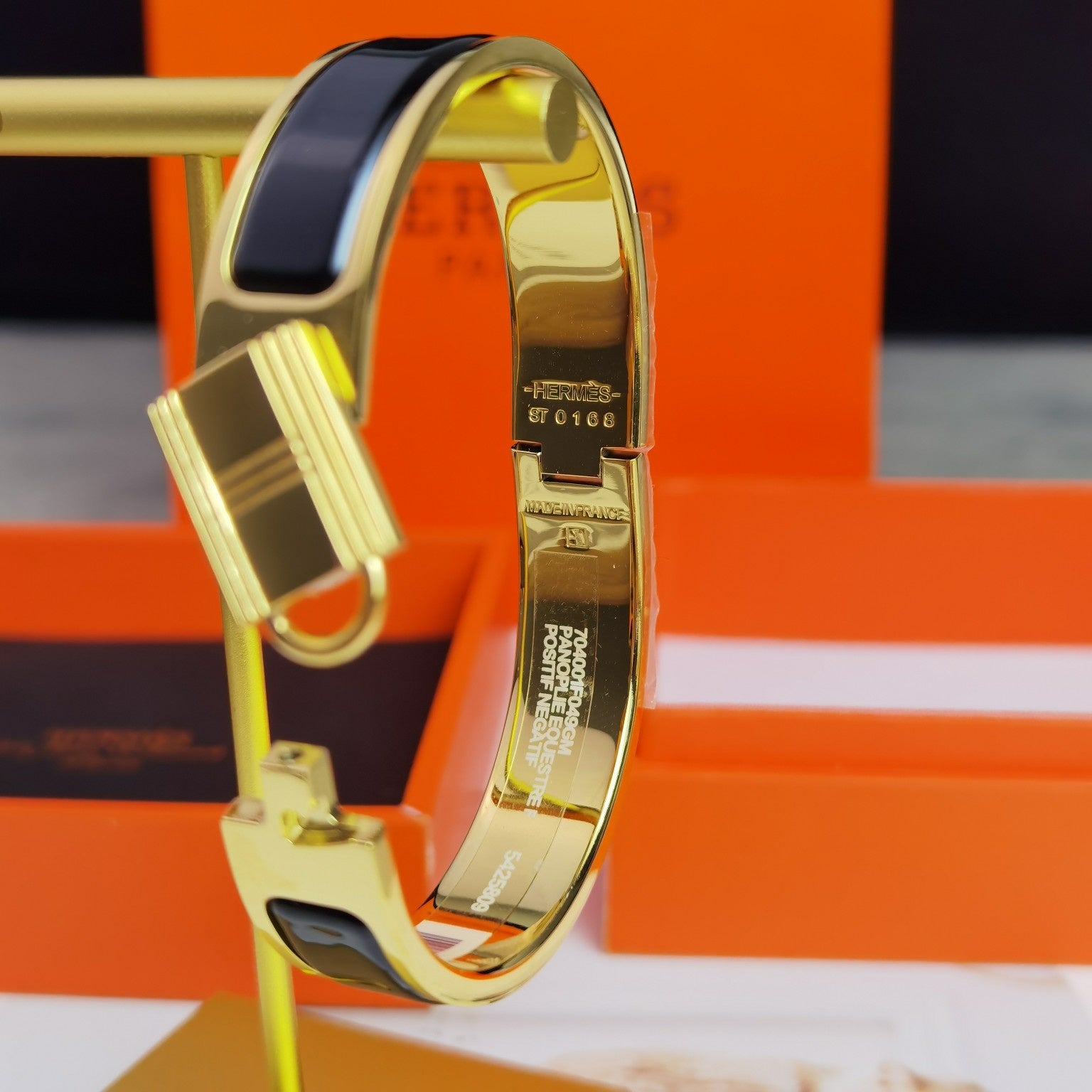 18K Hermes Clic Cadenas Black Bracelet
