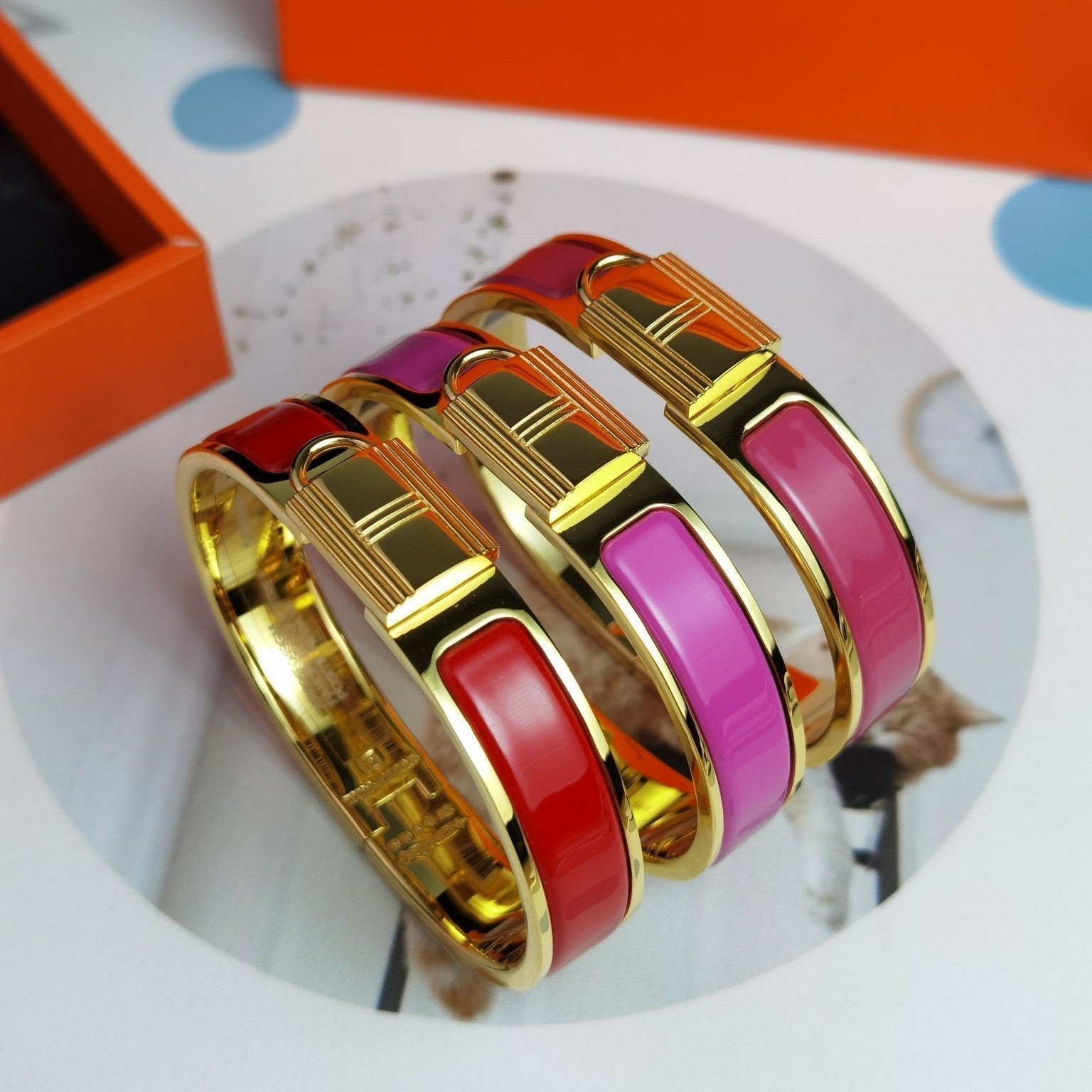 18K Hermes Clic Cadenas Red Bracelet