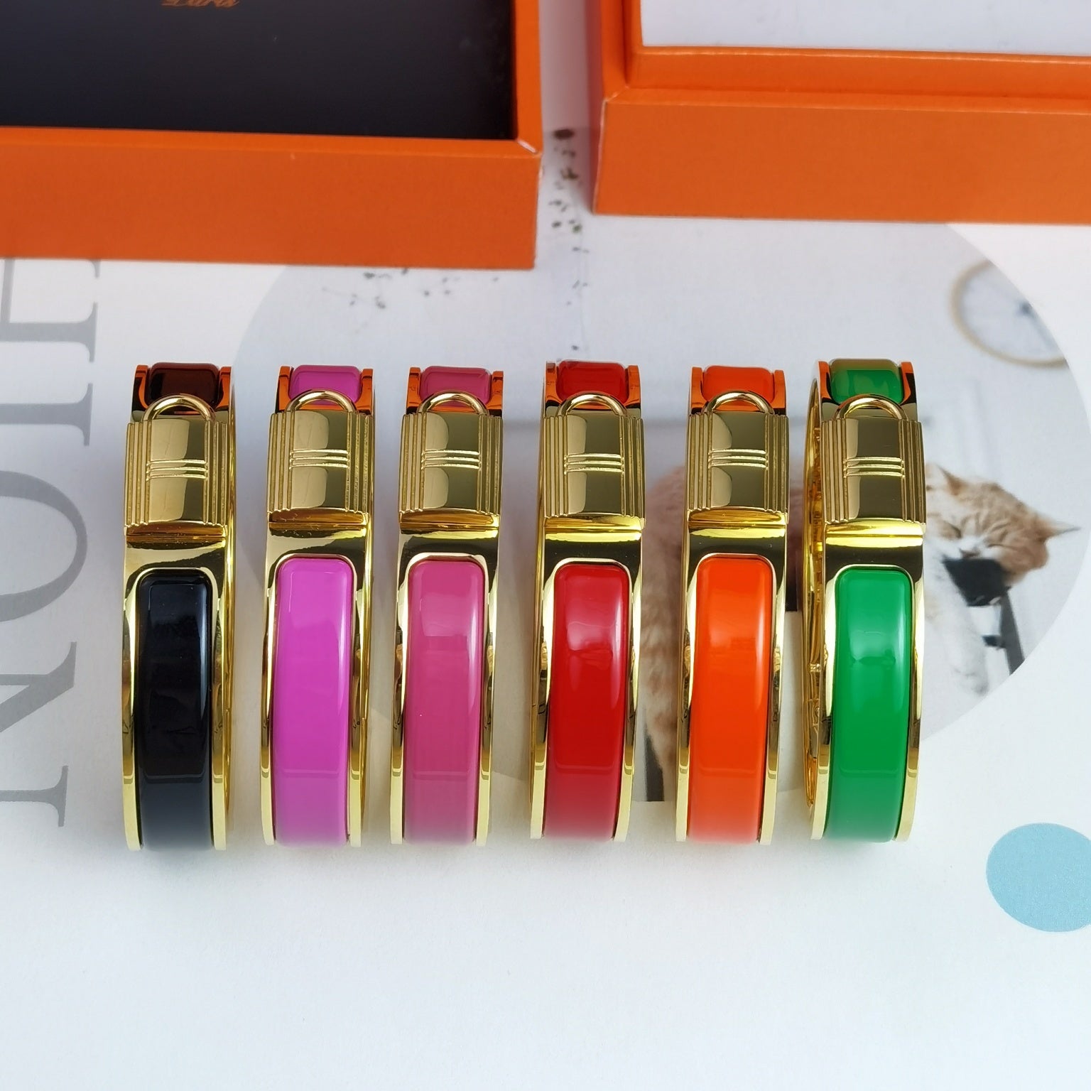 18K Hermes Clic Cadenas Red Bracelet