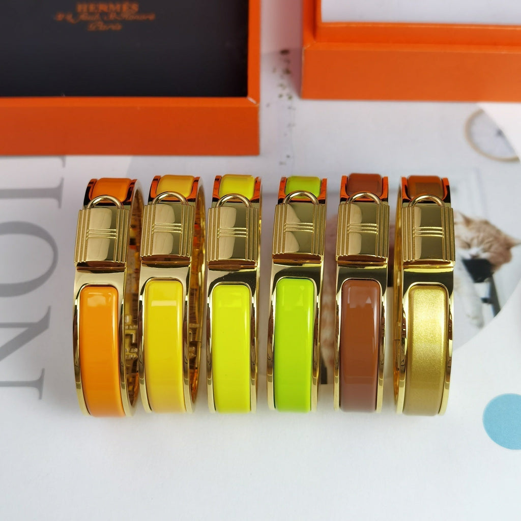 18K Hermes Clic Cadenas Yellow Bracelet