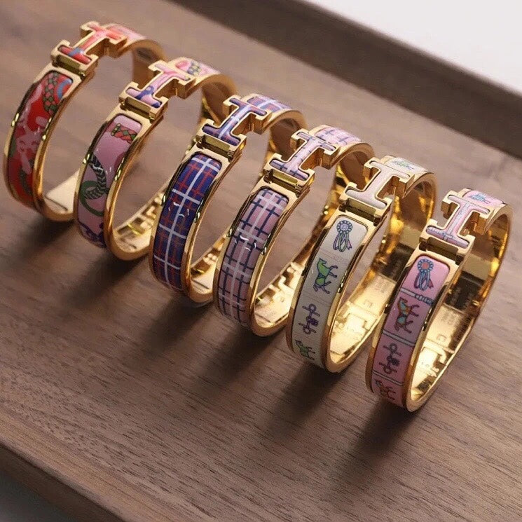 18K Hermes Clic Purple Bracelet