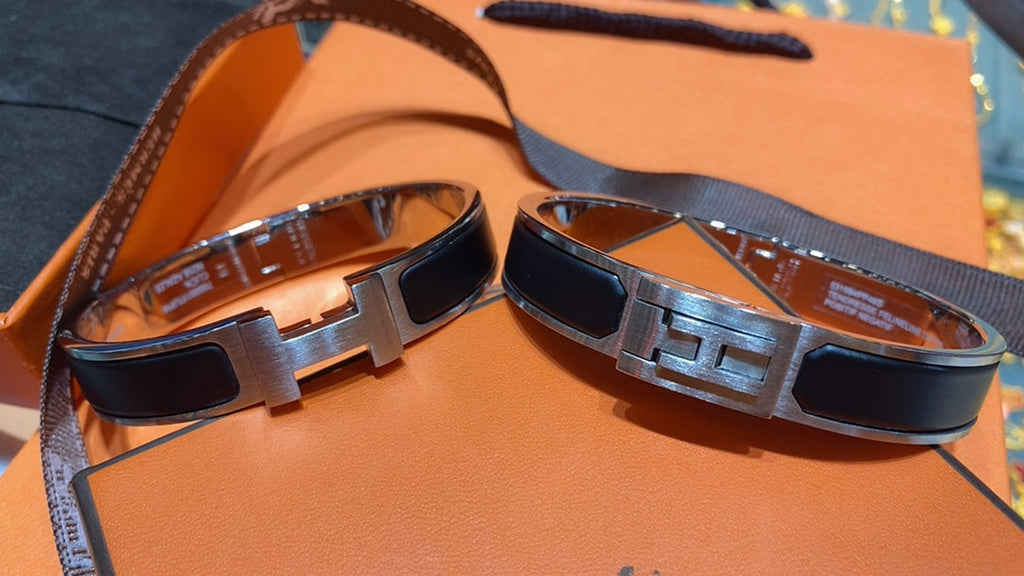 18K Hermes Jet Black Bracelet
