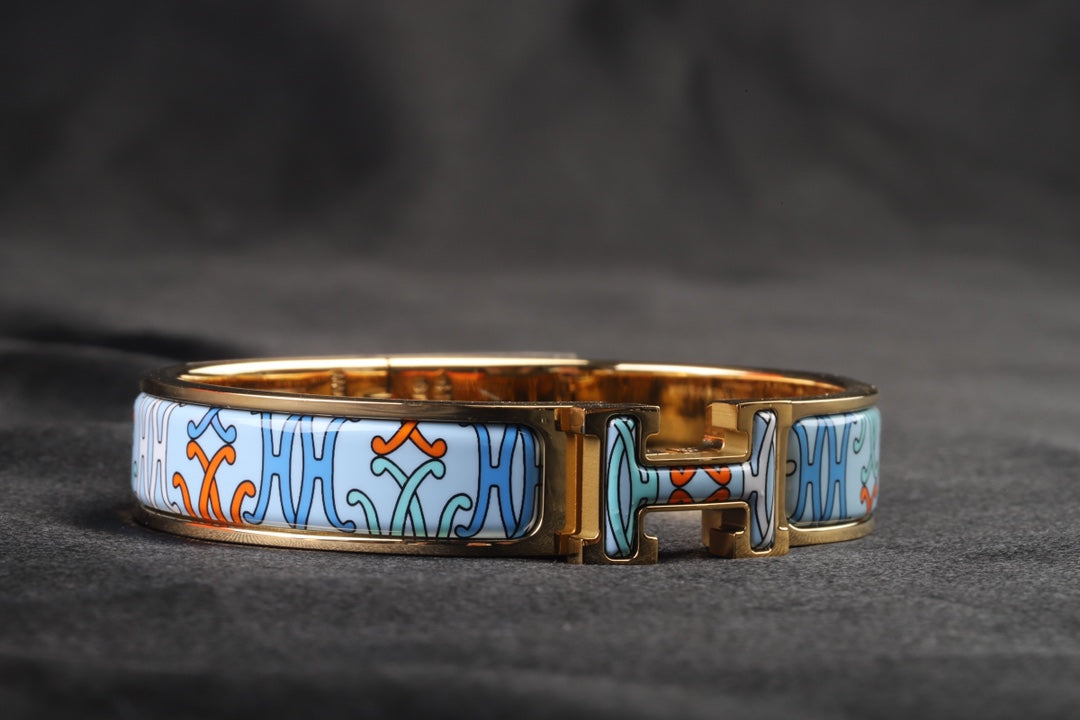 18K Hermes Clic H Lift Blue Bracelet