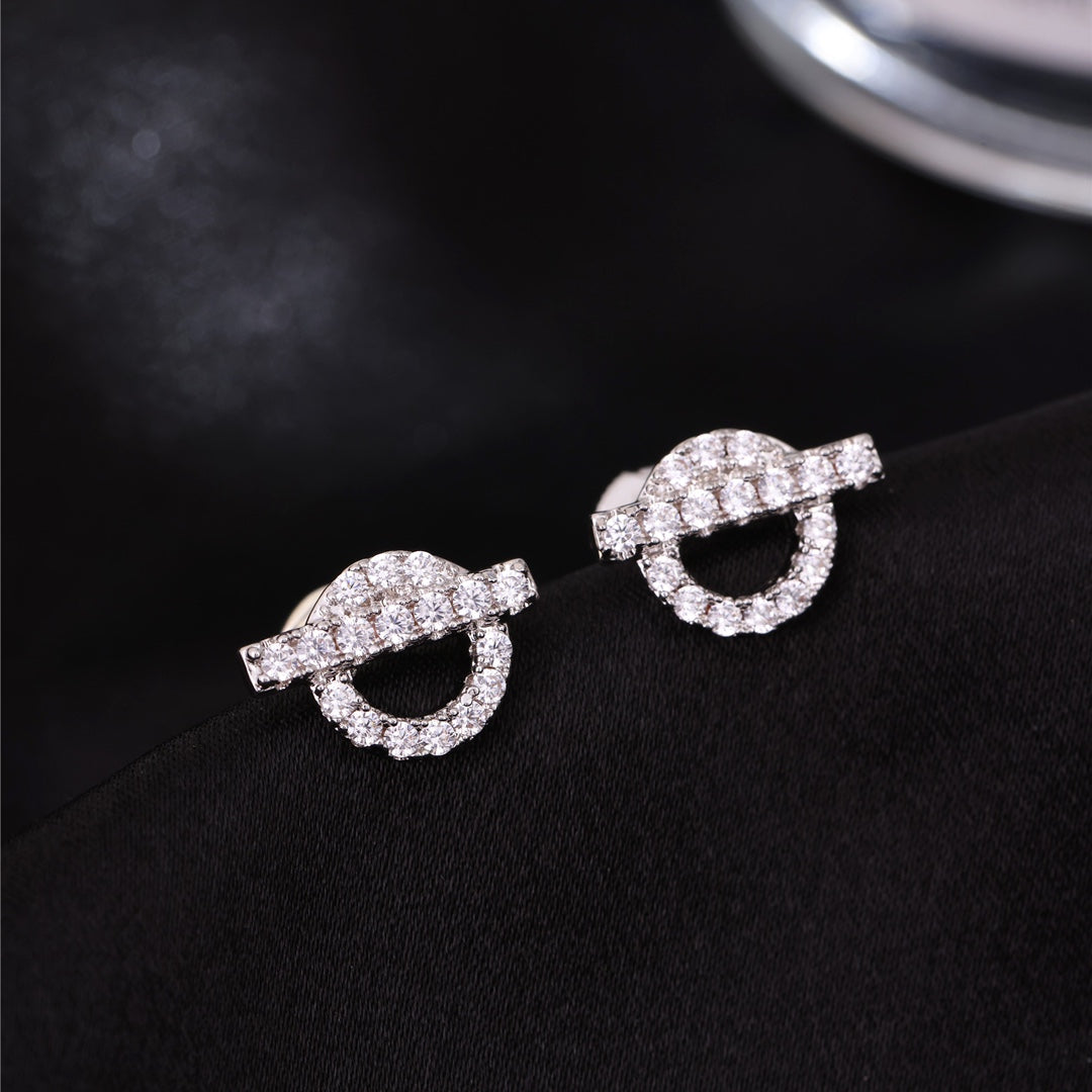 18K Hermes Finesse Diamond Stud Earrings