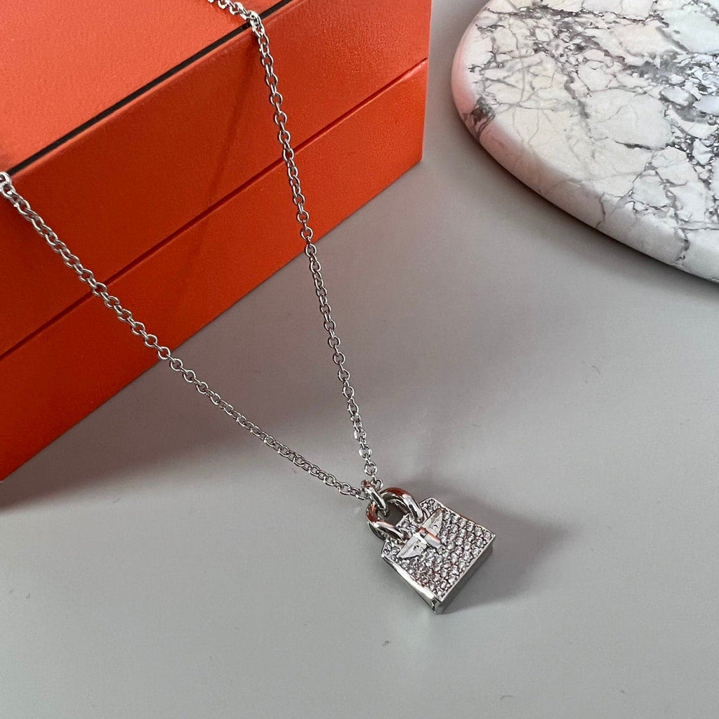 18K Hermes Amulettes Birkin Pendant Necklace