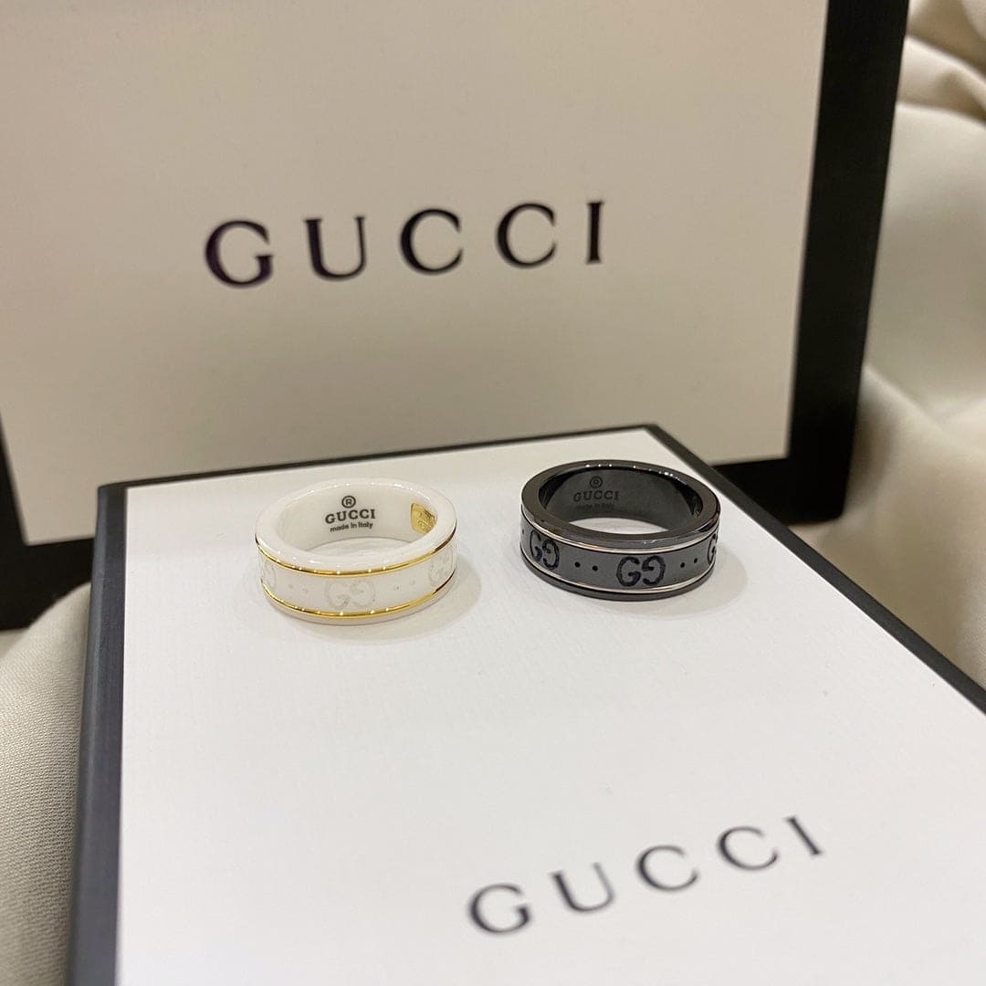 18K Gucci Double Icon Black Corundum Ring