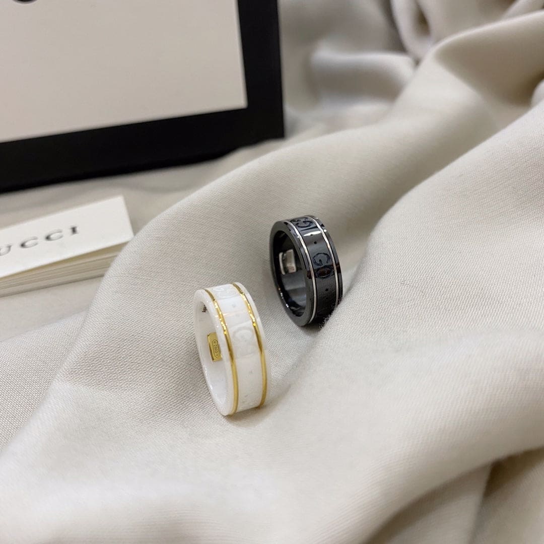 18K Gucci Double Icon Black Corundum Ring