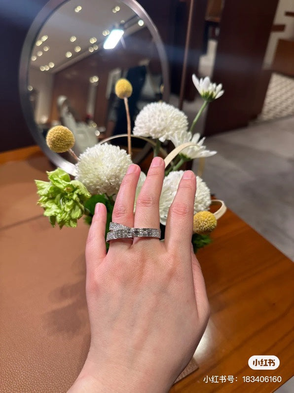 18K Hermes Kelly Gavroche Double Ring