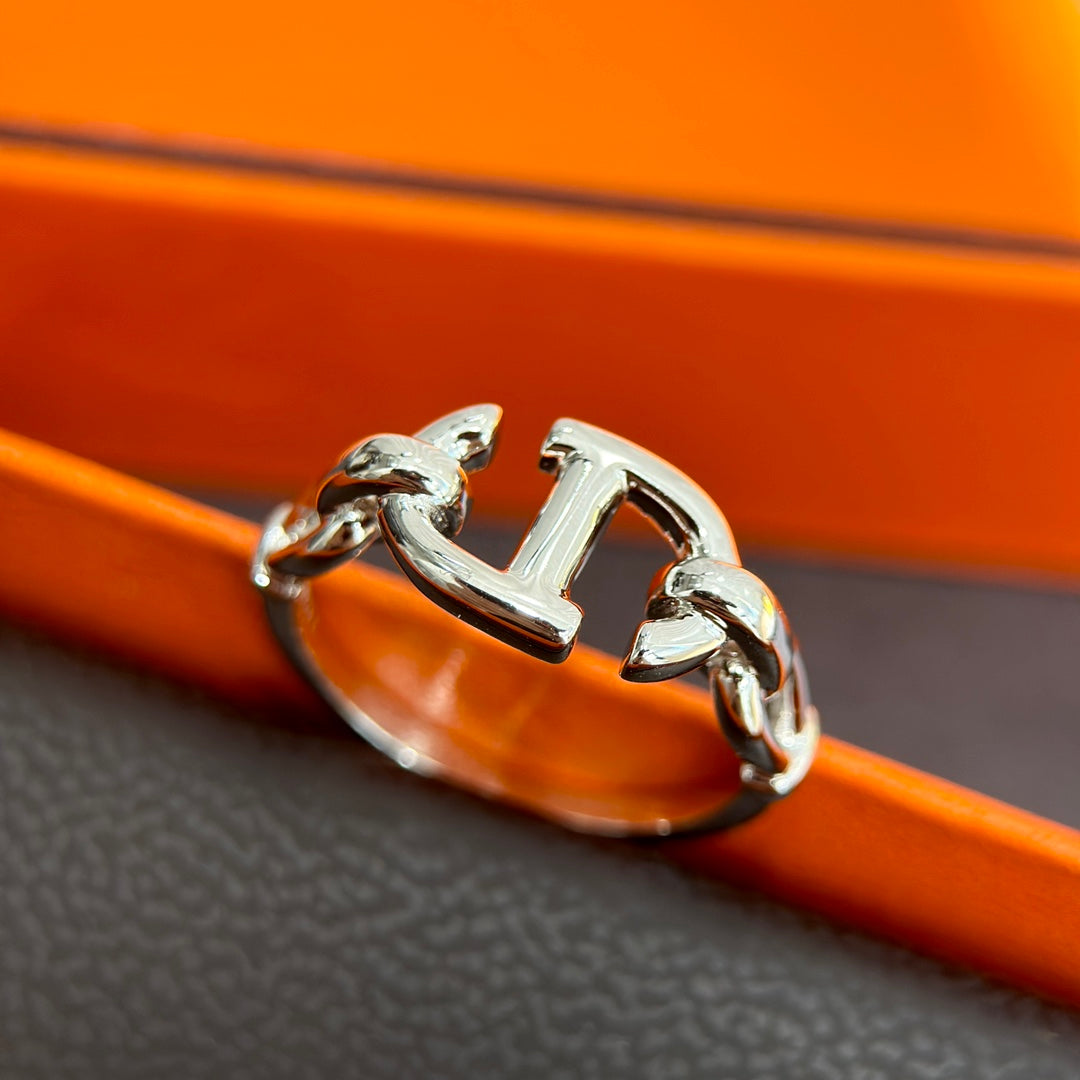 18K Hermes Farandole Ring