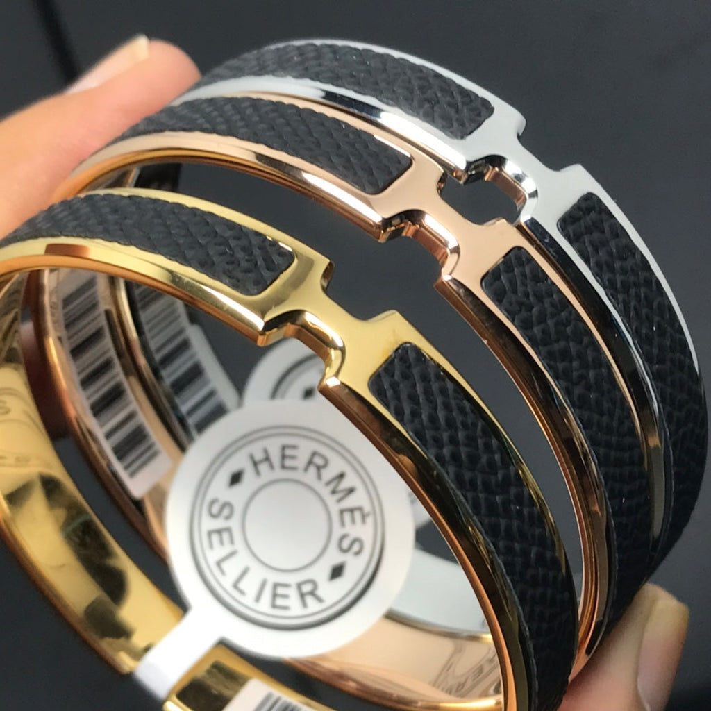 18K Hermes Olympe Black Bracelet