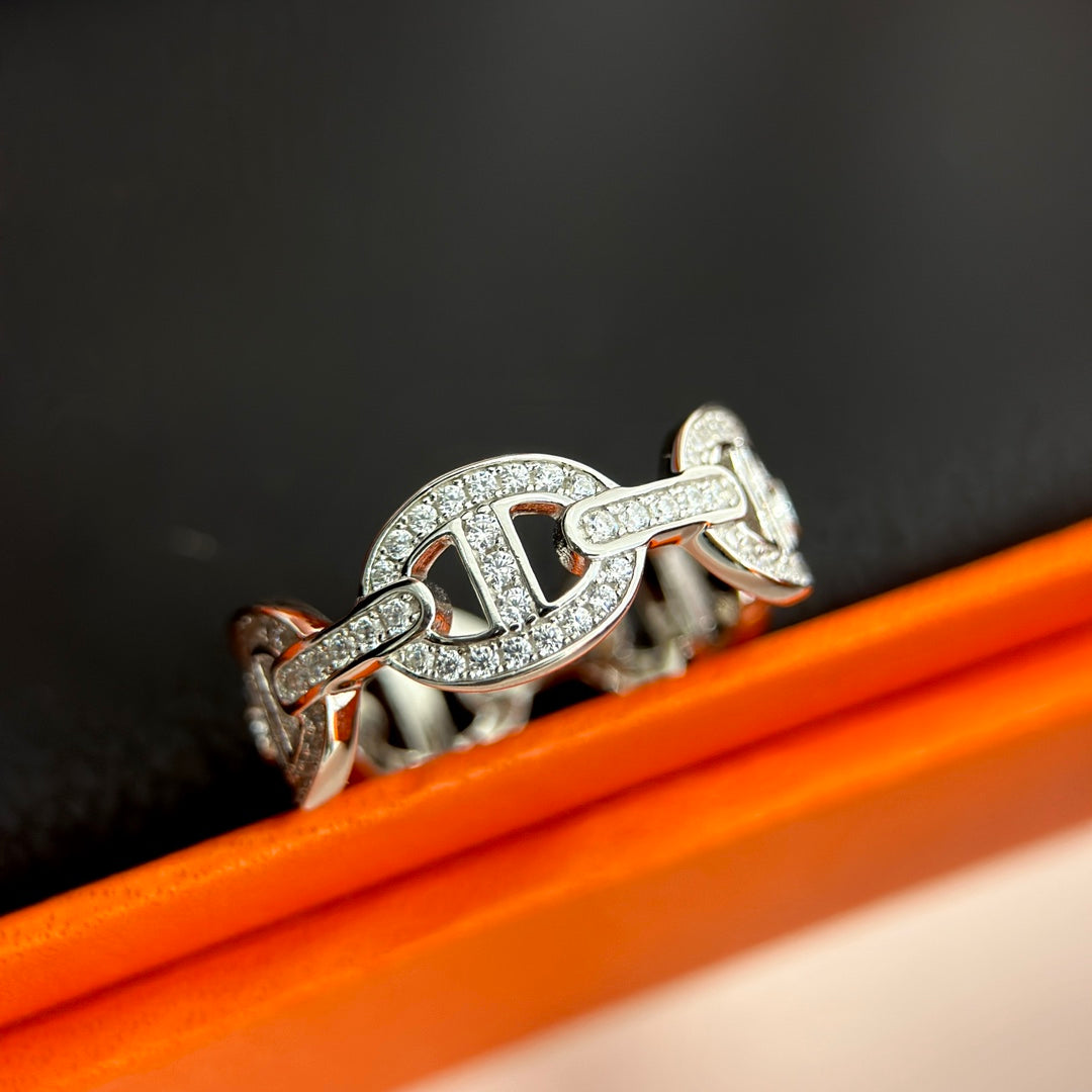 18K Hermes Chaine d'Ancre Enchainee Diamond Ring