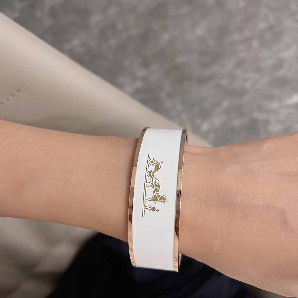 18K Hermes Enamel Cal ̈ ̈che Wide Bangle Bracelet
