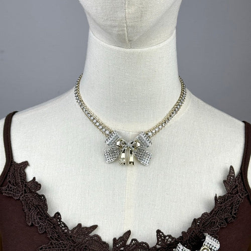 18K Chanel 25K Bow Tie Choker Necklace