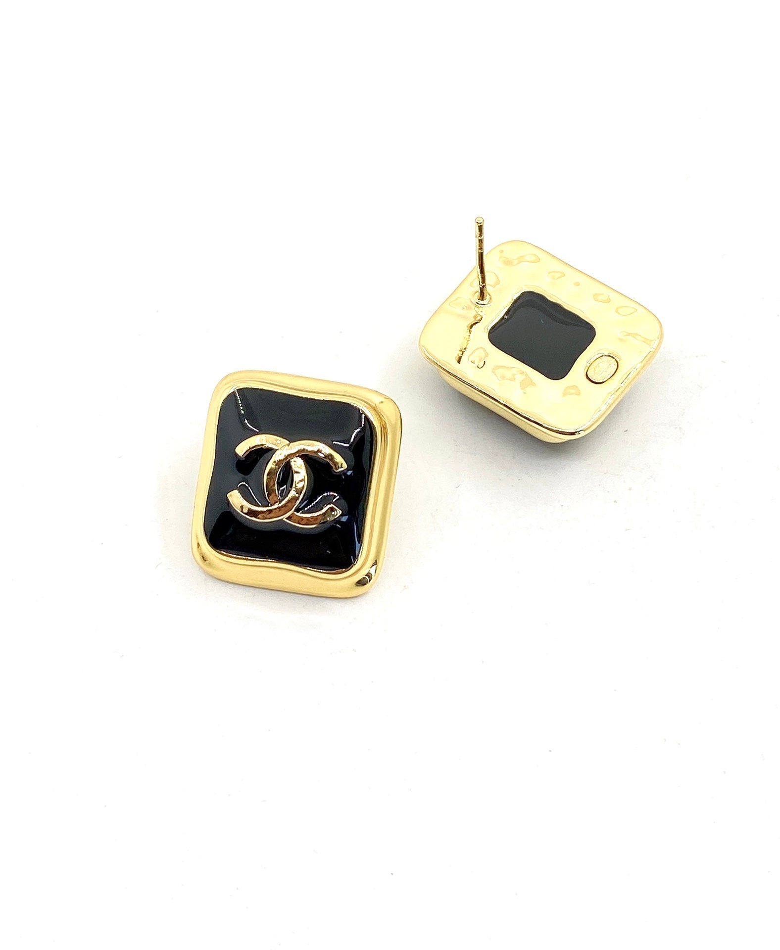 18K Chanel Square Earrings