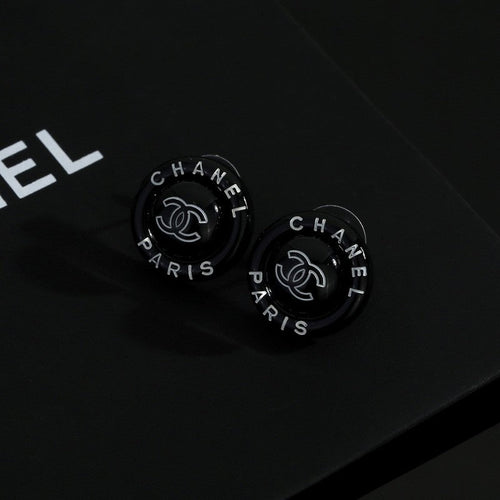 18K Chanel Black Round Earrings