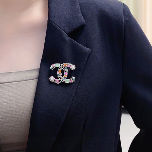 18K Chanel Crystal Flower Brooch