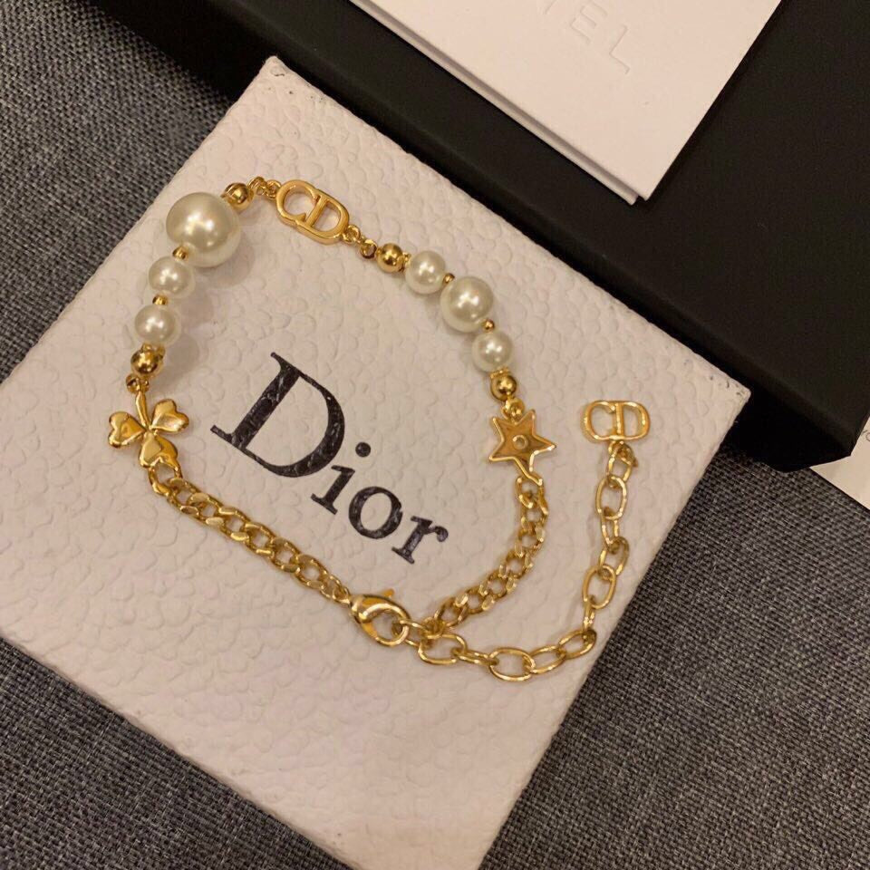 18K Dior Petie Pearls Bracelet