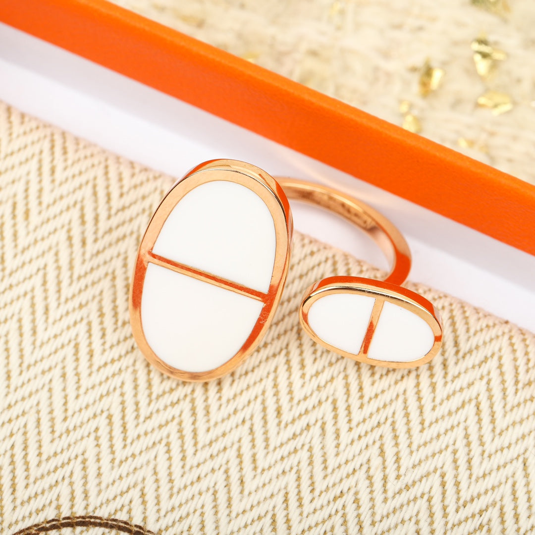 18K Hermes Chaine D'ancre Verso Large Ring