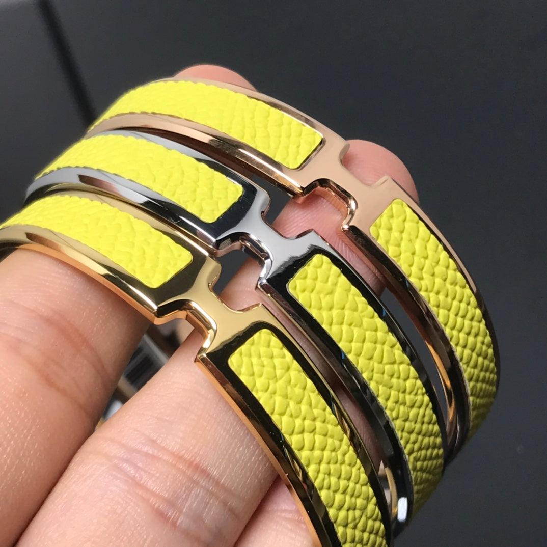 18K Hermes Olympe Yellow Bracelet