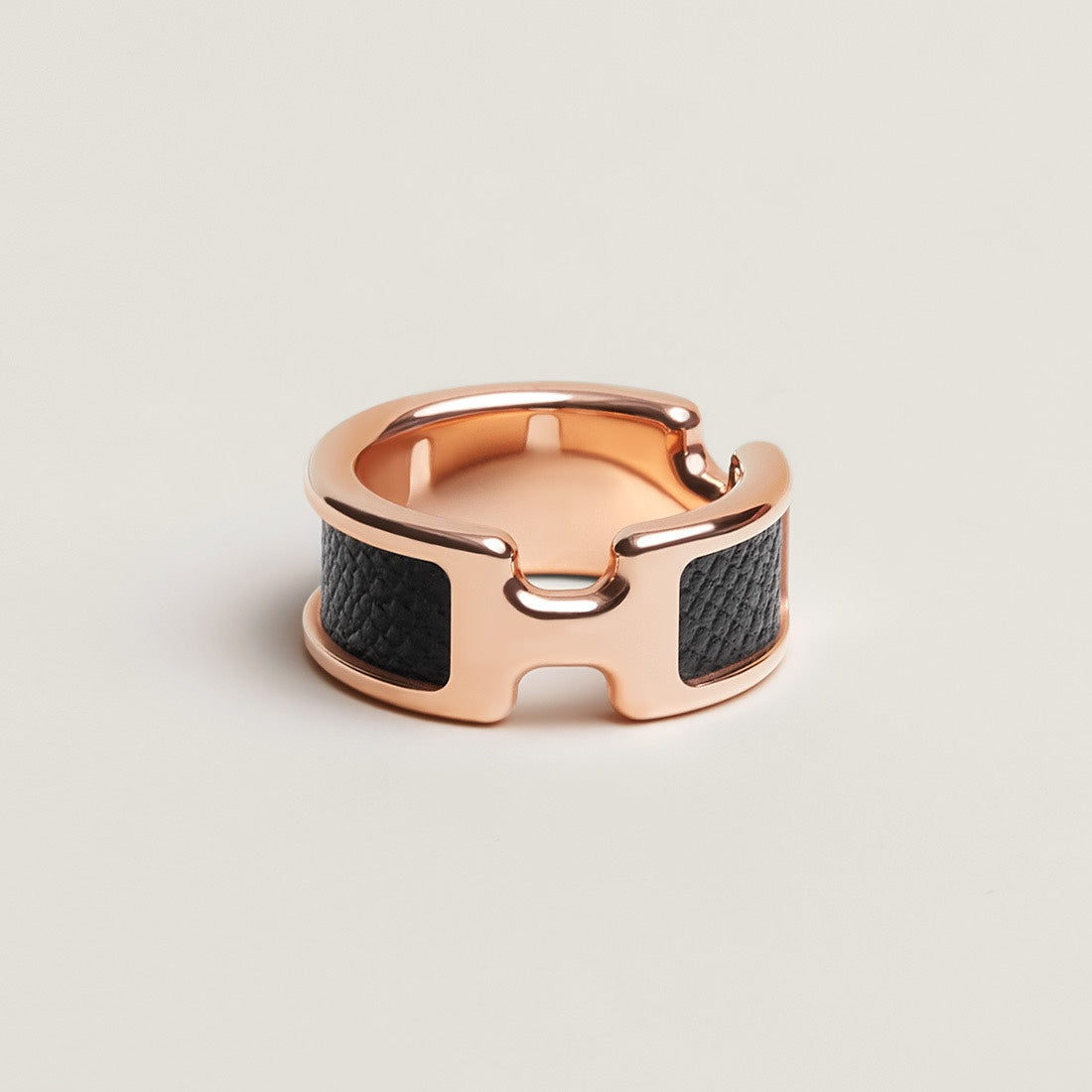 18K Hermes Olympe Ring