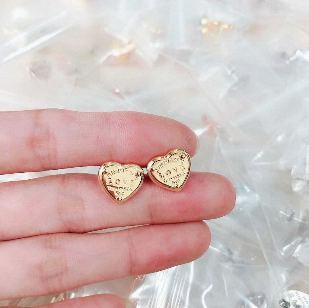 18K Tiffany Return to Love Earrings