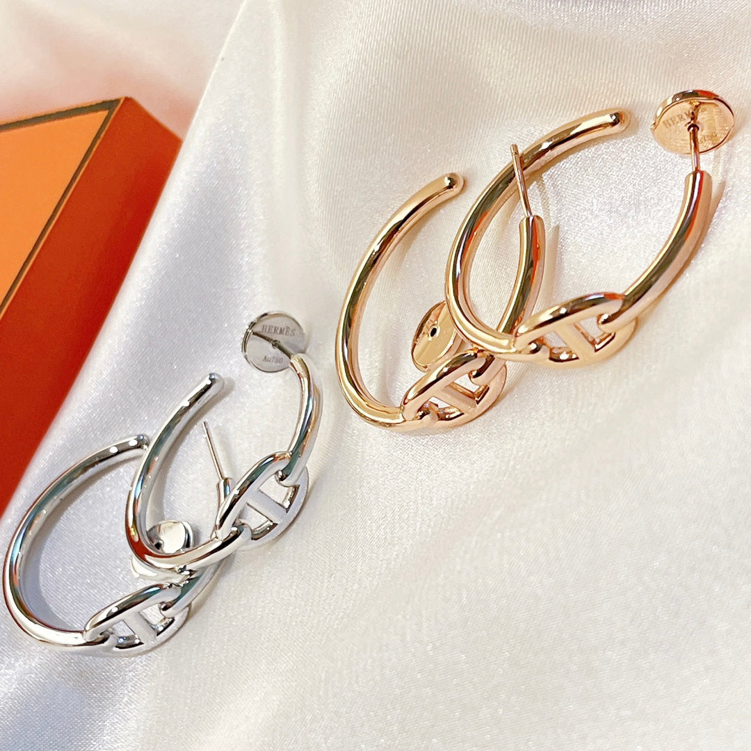 18K Hermes Chaine D'Ancre Earrings