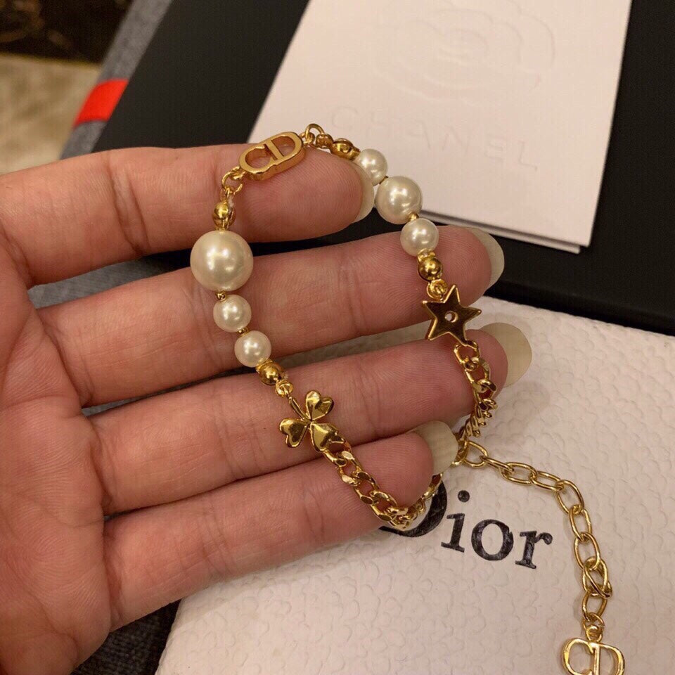 18K Dior Petie Pearls Bracelet