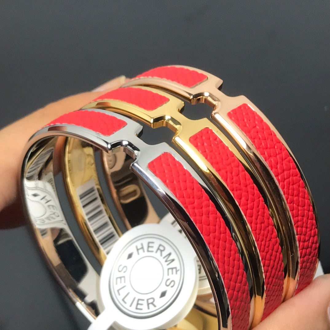 18K Hermes Olympe Red Bracelet