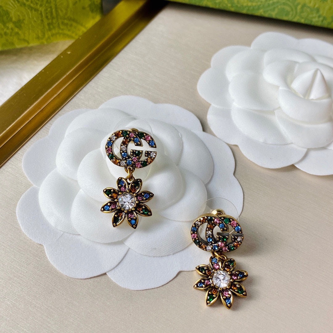 18K Gucci Double Flower Pendant Earrings