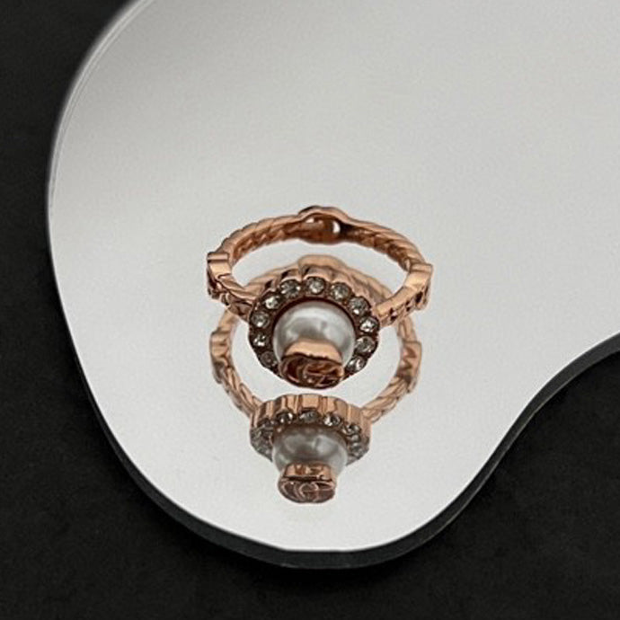 18K Gucci Double Pearl Ring