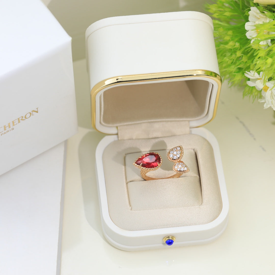 18K Serpent Boh ̈ ̈me Diamonds Ring