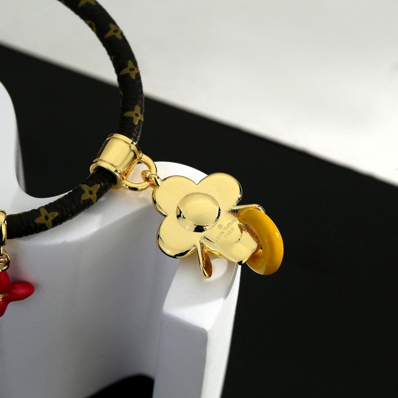 18K Louis Vuitton Circle Bracelet