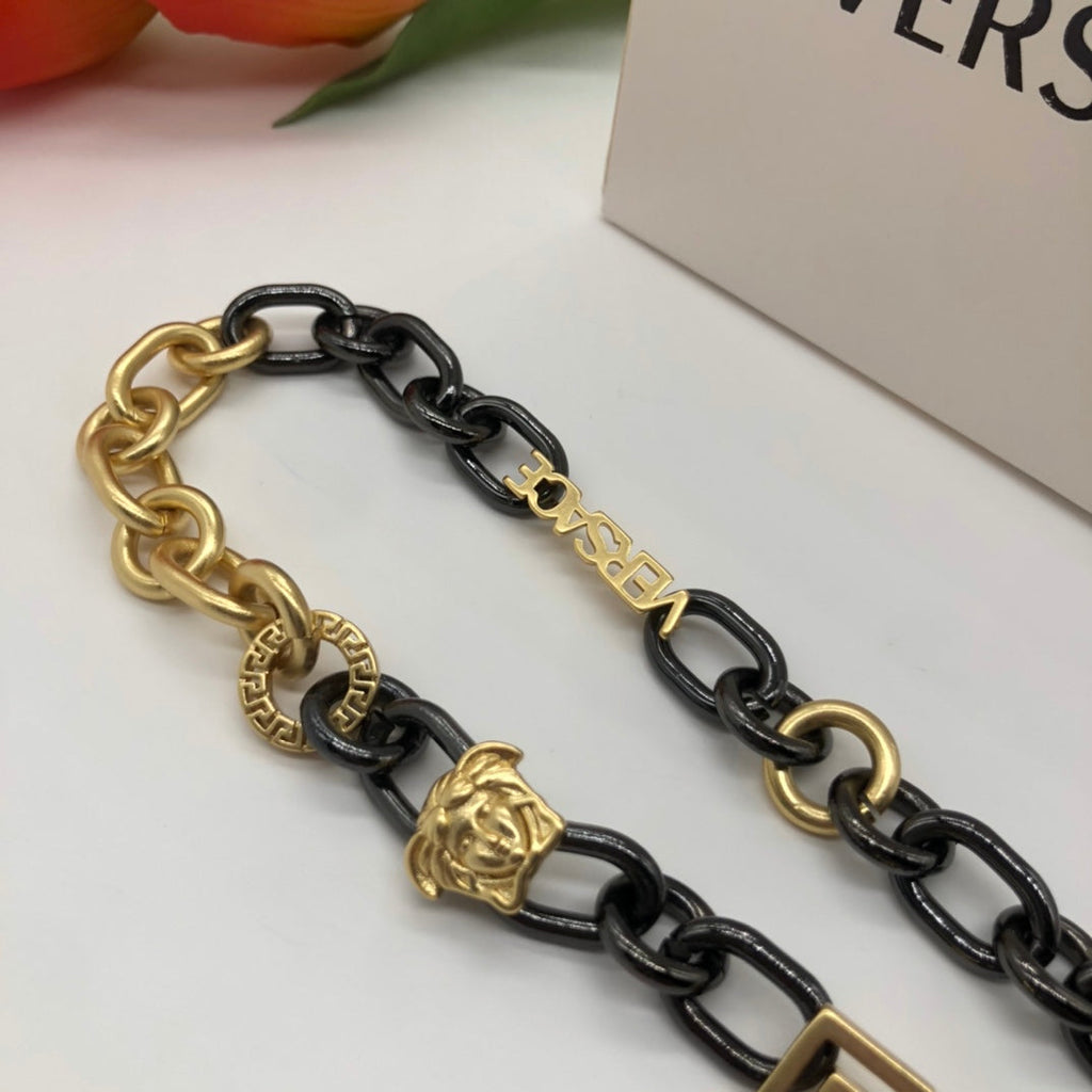 18K Celine Ver Chain Necklace