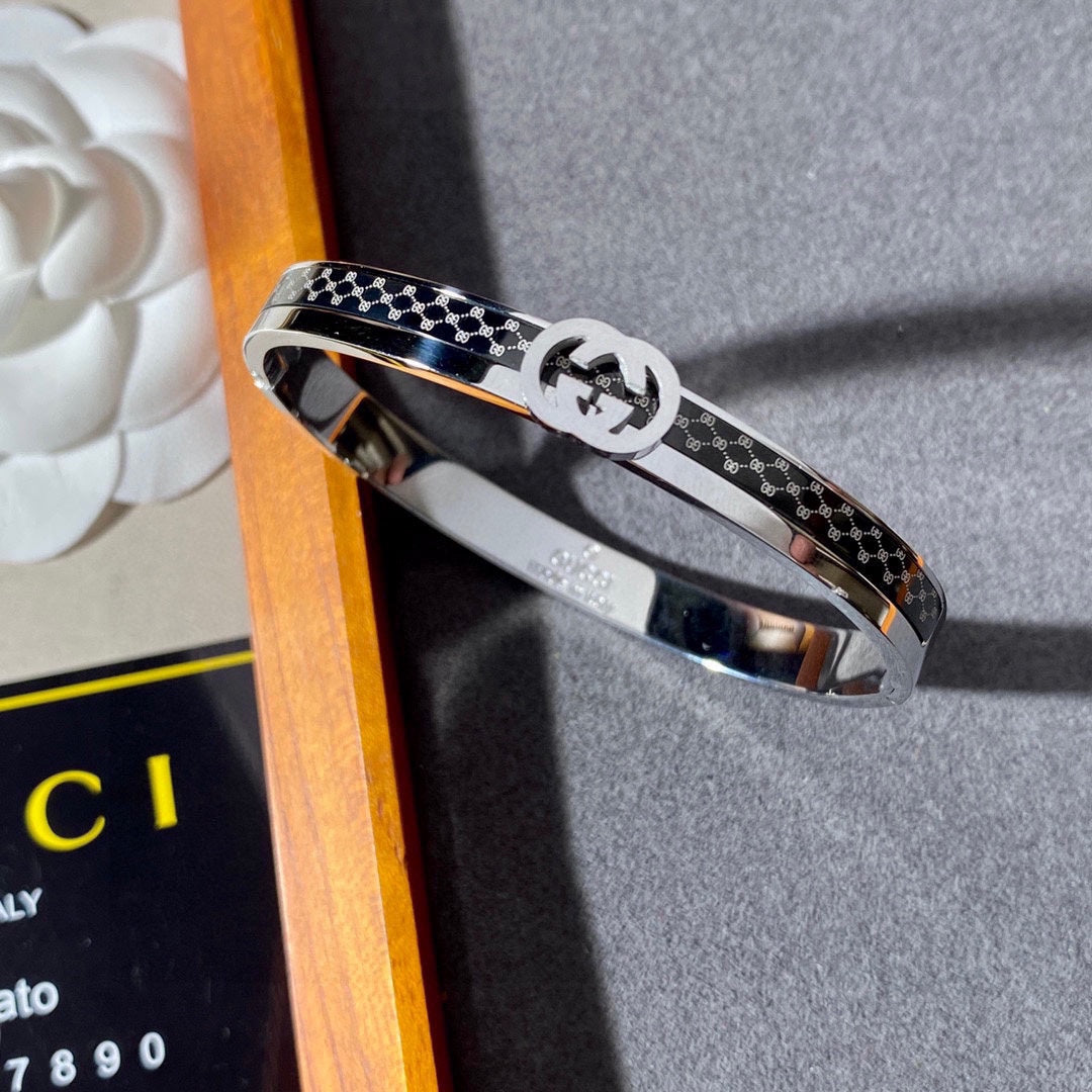18K Gucci Double Vintage Bracelet