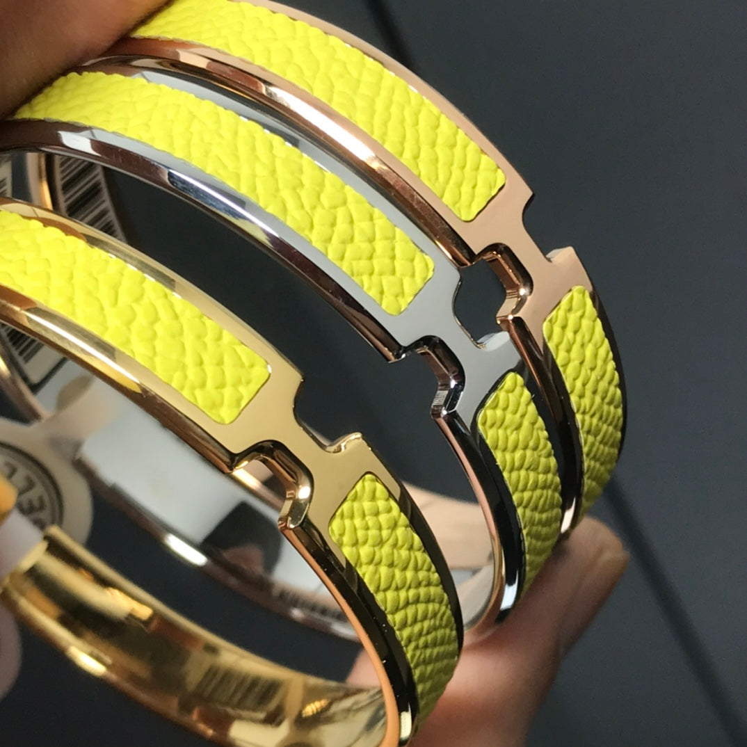 18K Hermes Olympe Yellow Bracelet